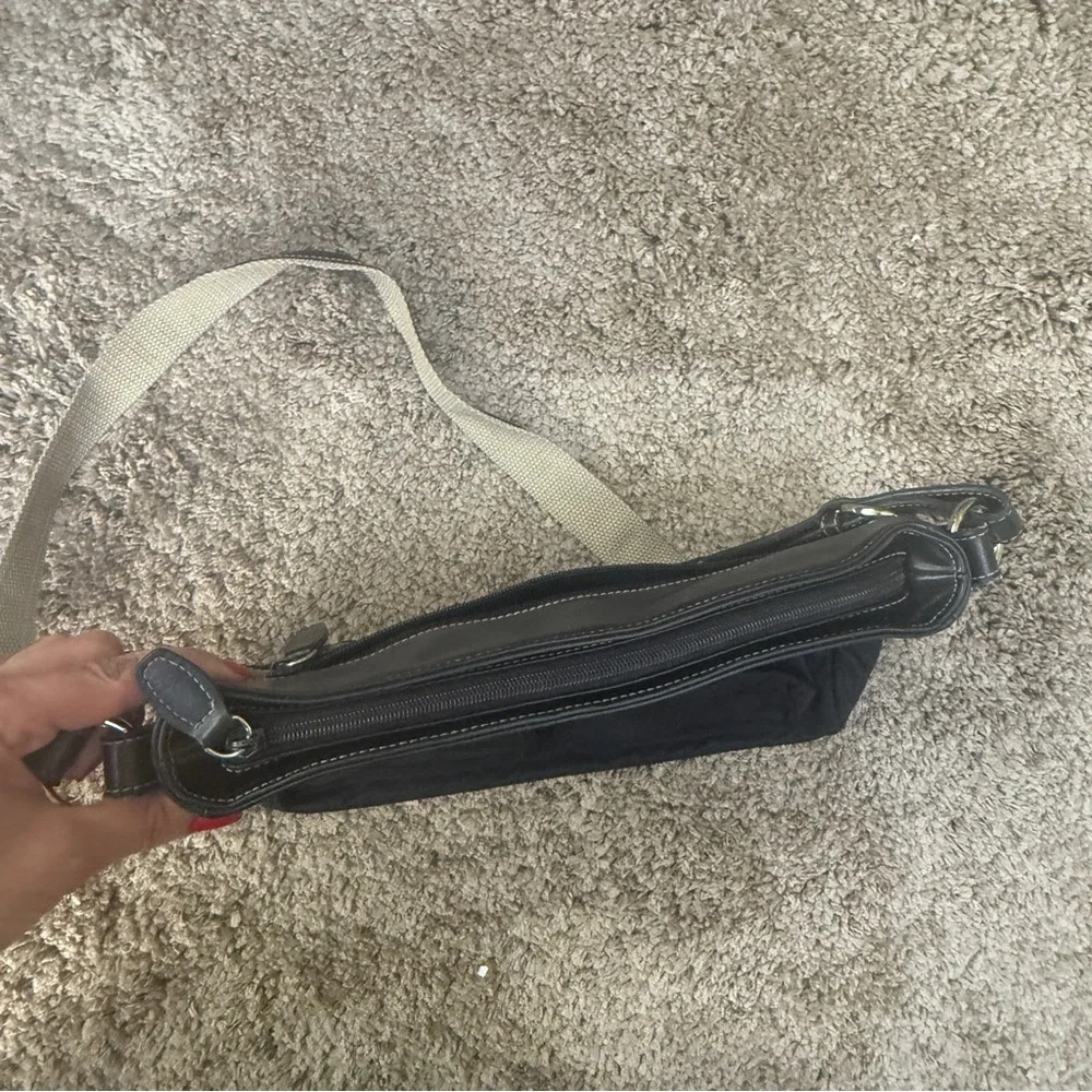 Nine west Black Leather crossbody! NWOT!
